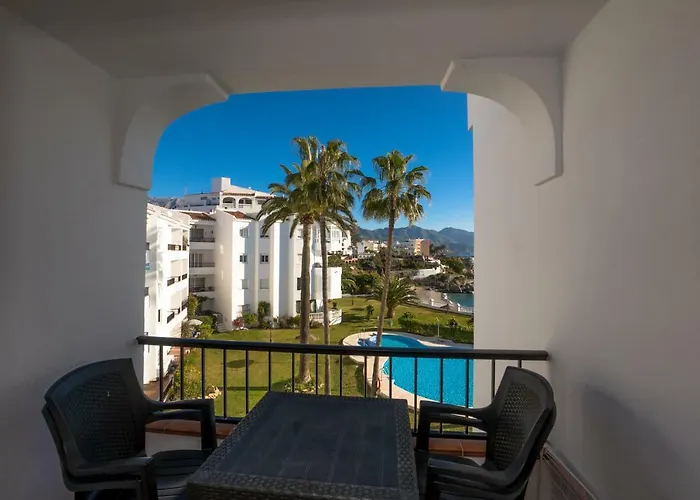 Edf. Palmeras 2º 40