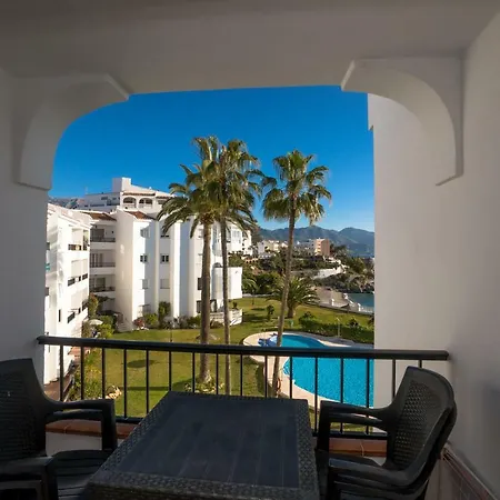 Edf. Palmeras 2º 40