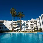 Edf. Palmeras 2º 40 *