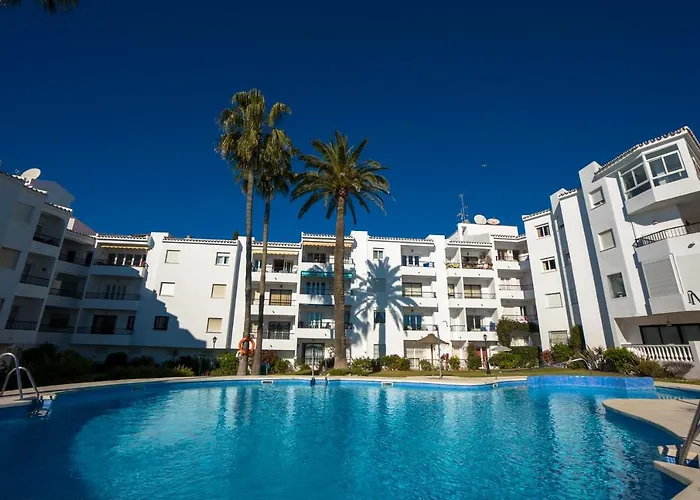 Edf. Palmeras 2º 40 *